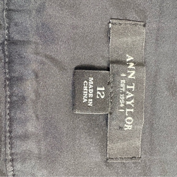 Ann Taylor Lace Overlay Skirt Size 12 Black Cream Pleated Lined Elegant - Picture 6 of 11